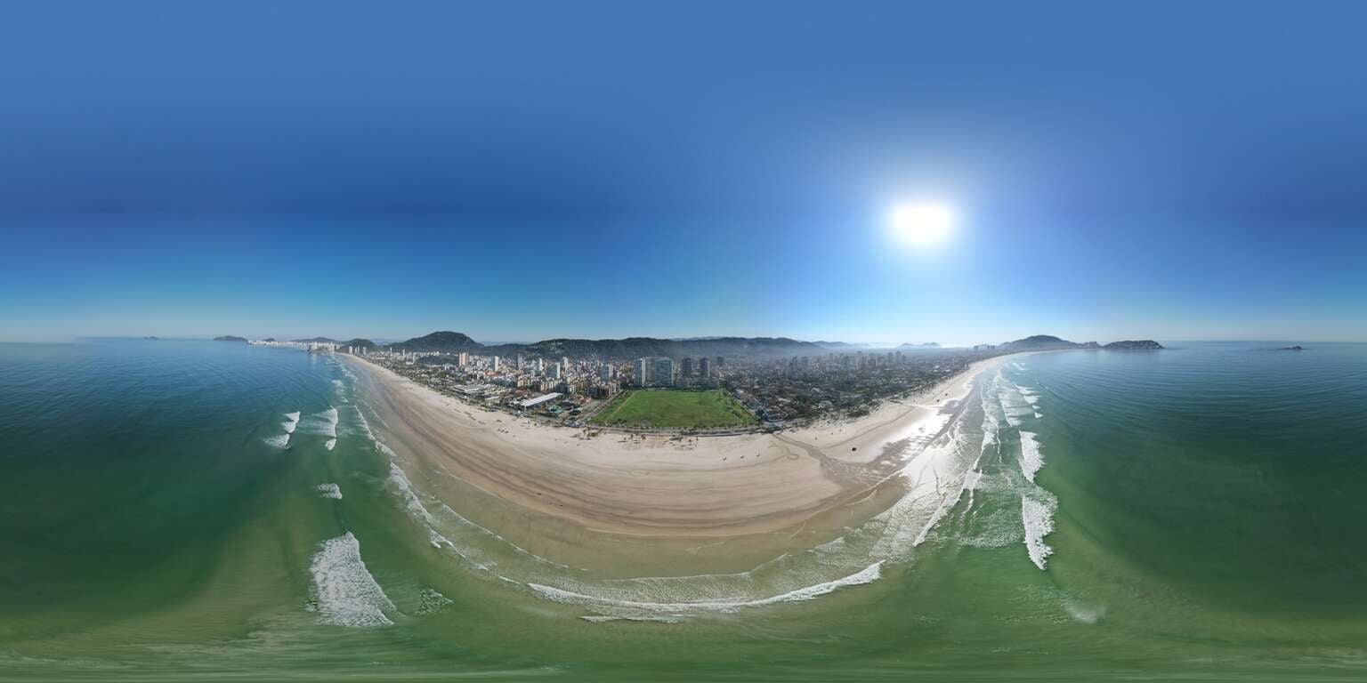 Vista panorâmica 360º da Praia da Enseada, Guarujá-SP